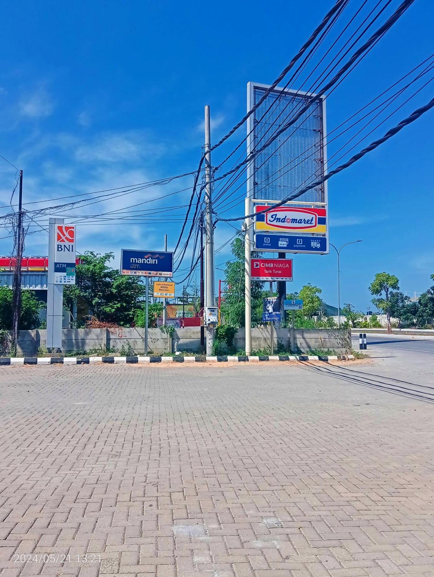 Sakila Homestay Kuta  Екстер'єр фото
