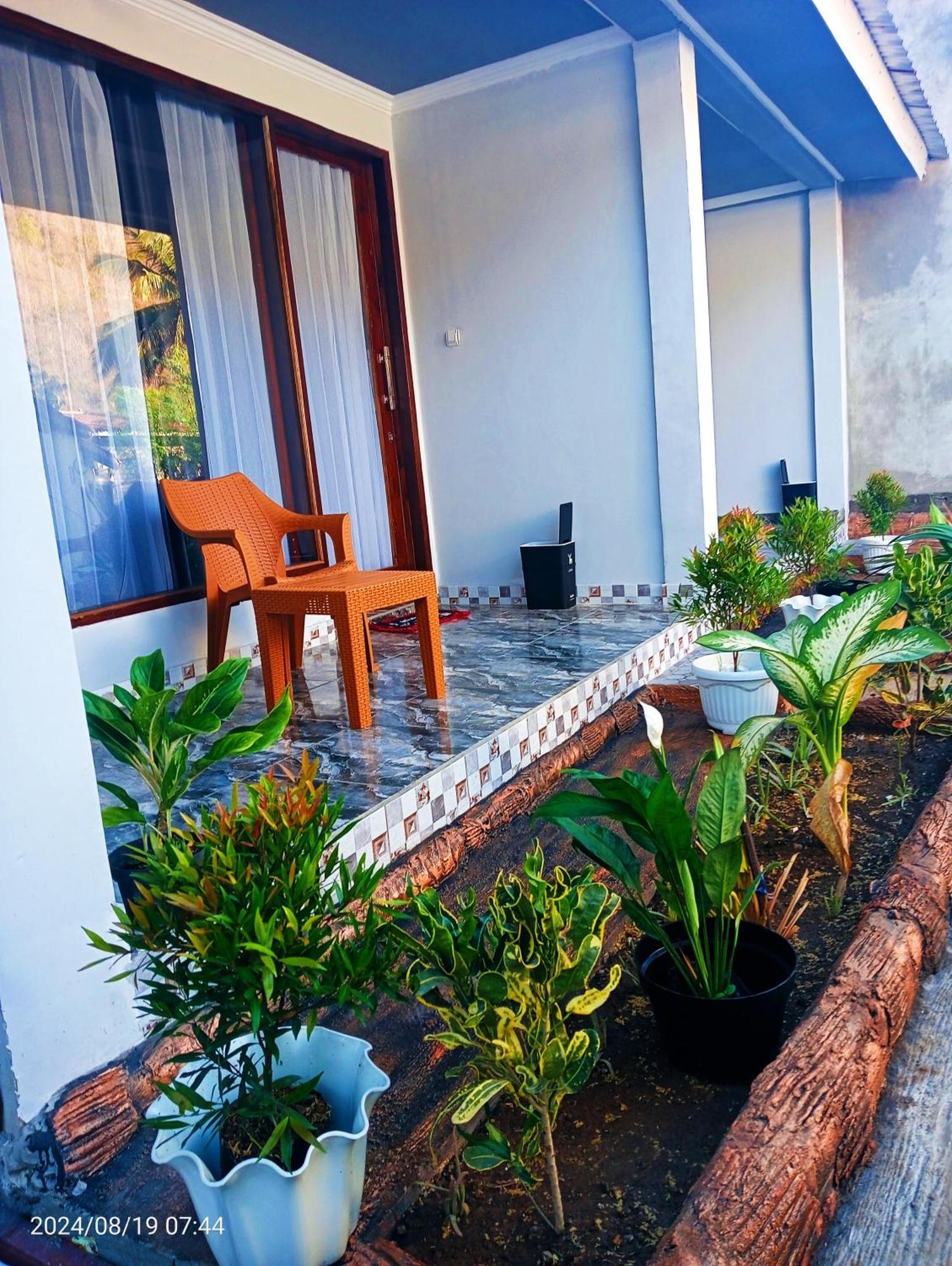 Sakila Homestay Kuta  Екстер'єр фото